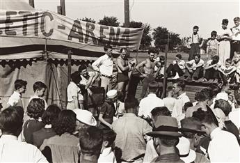 BEN SHAHN (1898-1969) A selection of 5 Depression-era photographs, all depicting groups of people.